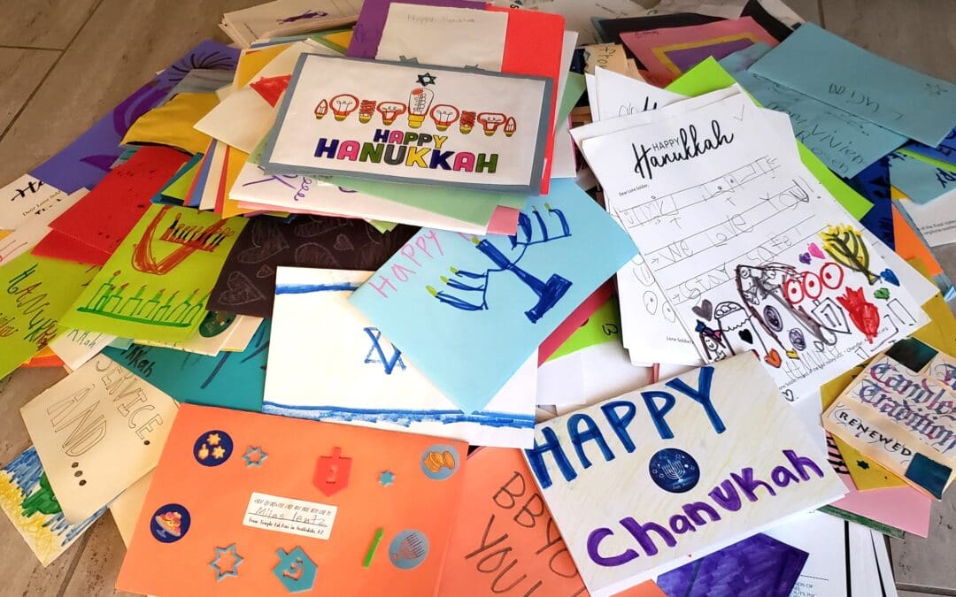 1,000+ Hanukkah greetings sent to lone soldiers